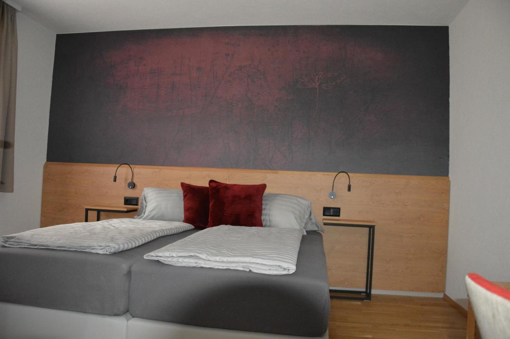 Pletz Apartment Obdach Exterior photo